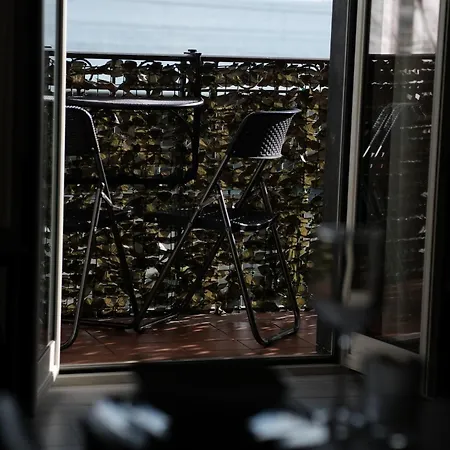 アパート Odemar ポッツオーリ